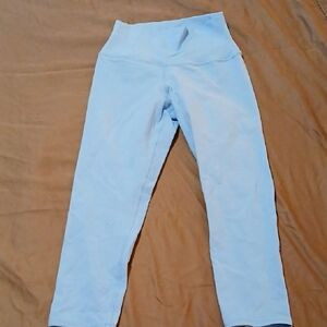 ALO Yoga Womens XS Sky Blue Leggings Capri